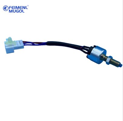 qualité Interrupteur de feu stop OEM authentique JP1-13480-AA pour New Baodian & Yuhu 3, conçu pour une activation rapide et précise du feu stop. usine