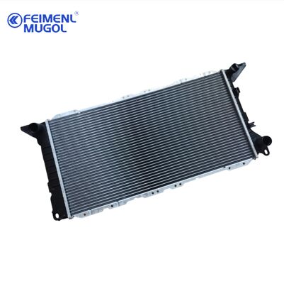 qualité Radiateur de refroidissement professionnel JN3-8C342-AB pour JMC Kaiyun N725 et Xinshun, offrant une fiabilité de niveau usine et une excellente capacité d'échange thermique. usine