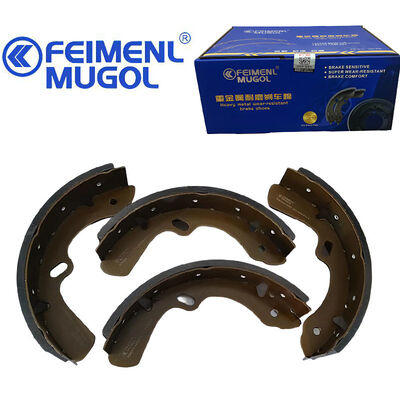 Bon prix Plaquettes de frein K0402M de qualité professionnelle pour camions légers JMC Kairui, offrant une réponse de freinage douce, stable et efficace. en ligne